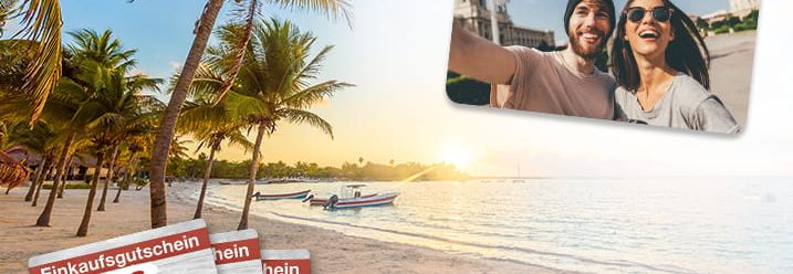 Gutscheine auf Urlaubshintergrund